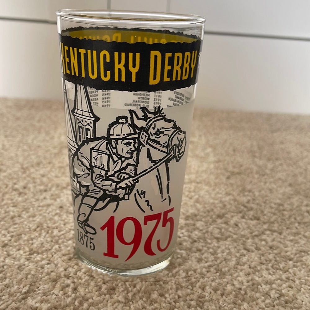 Derby 🐎 glassware